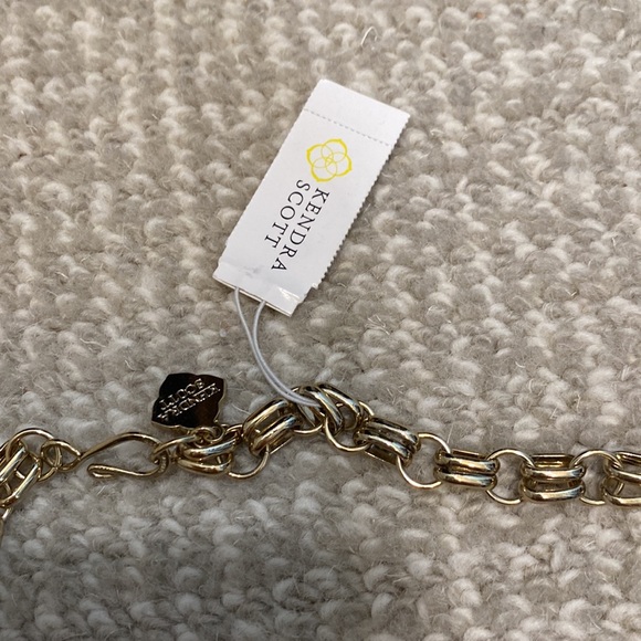 Nwt Kendra Scott Harlow pink necklace - Picture 4 of 5